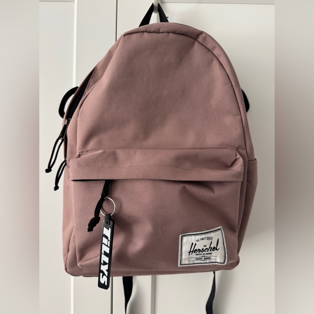 Herschel Supply Company Classic Backpack in Dusty Rose